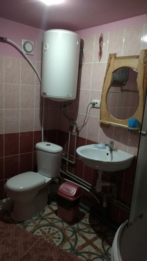 Hotel Na Gorbochku U Natali à Vorokhta Extérieur photo